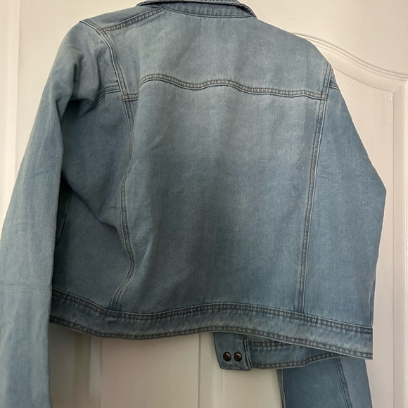 Denim Jacket size large - Picture 7 of 8